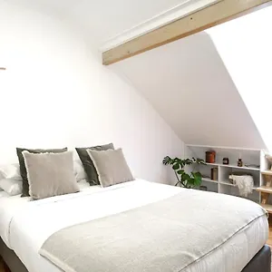 Authentic Graca - Cozy Flat With Local Soul Apartment